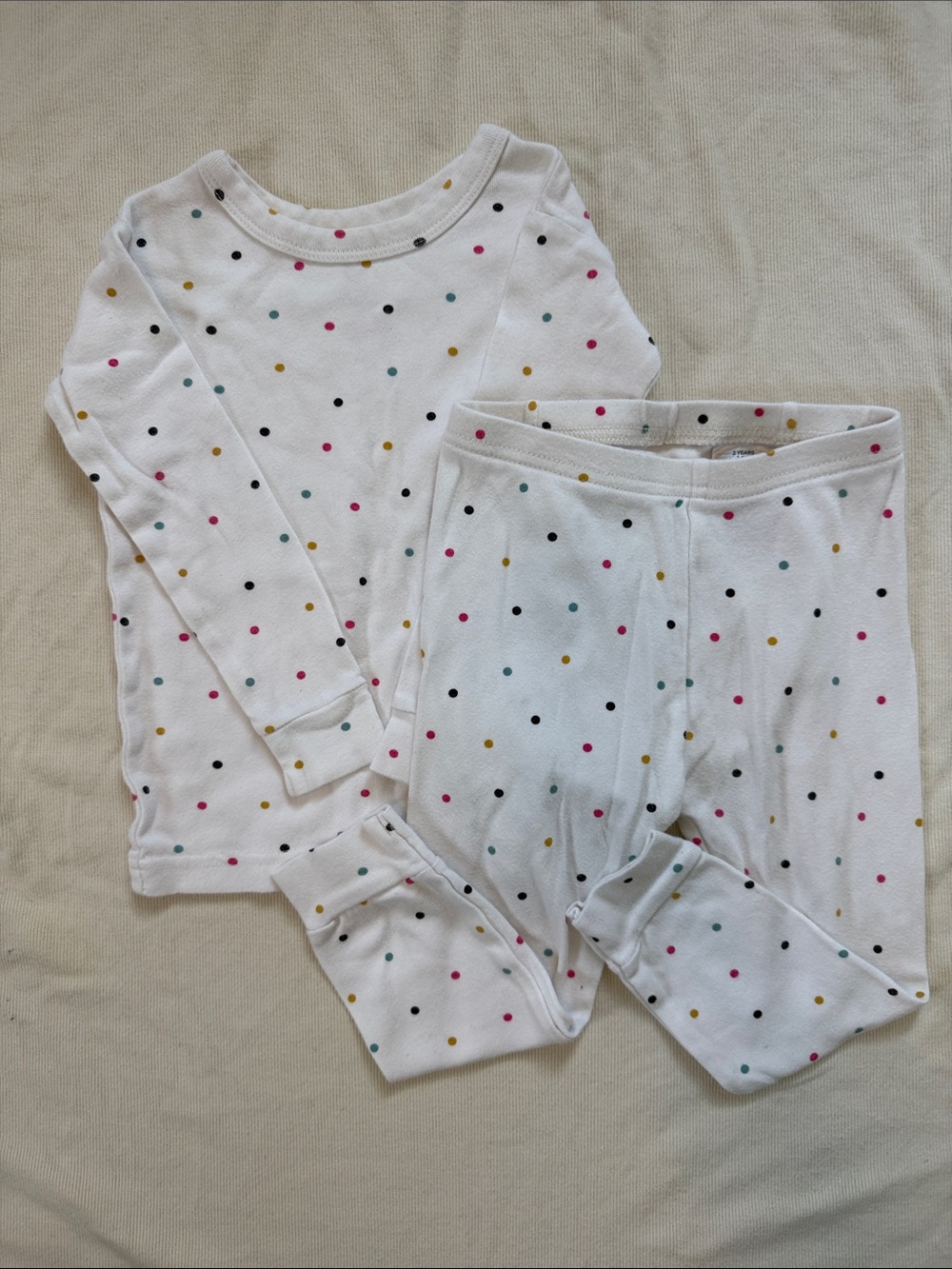 Gap polka dot pajama set (size 2)
